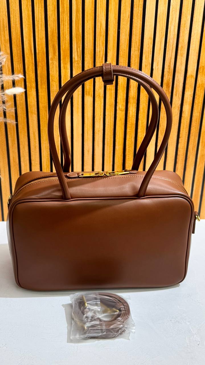 Linea Eleganza — Classic Genuine Leather Bag with Adjustable Strap