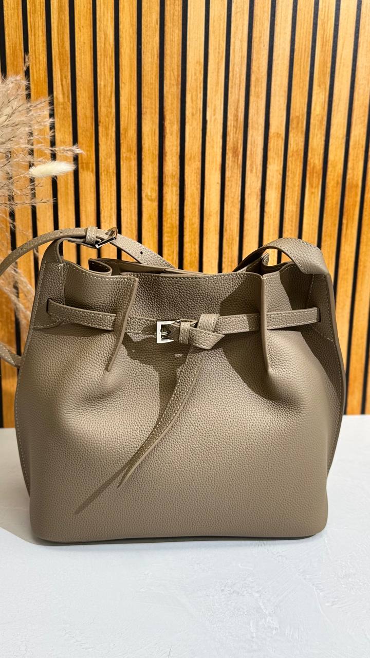 “Prestige Grain – 100% Full Leather Tote”
