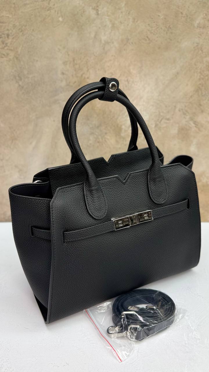 “Luna Classica” Bag — Genuine Leather, Premium Hardware, Timeless Elegance
