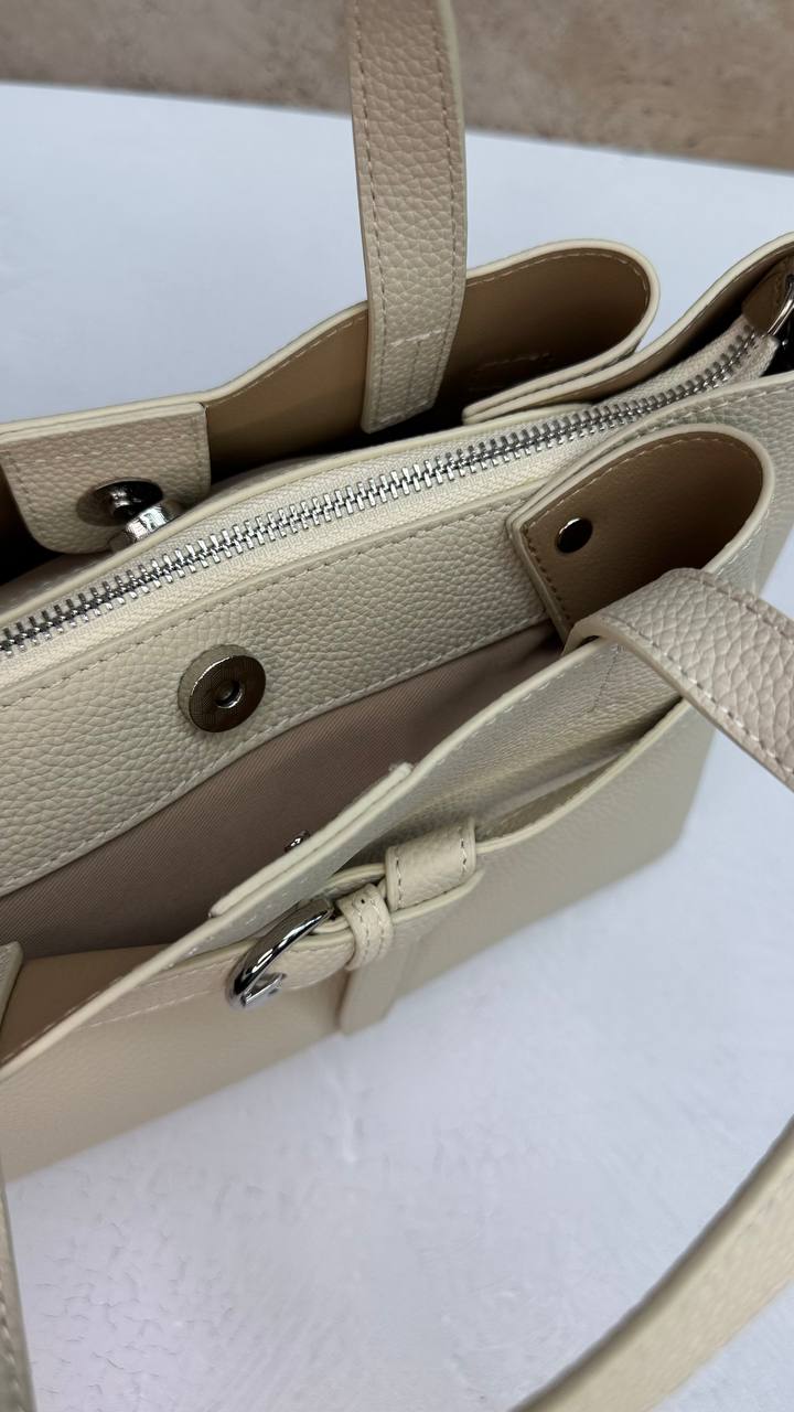 Urban Luxe Tote — Grain Leather Elegance &amp; Everyday Functionality