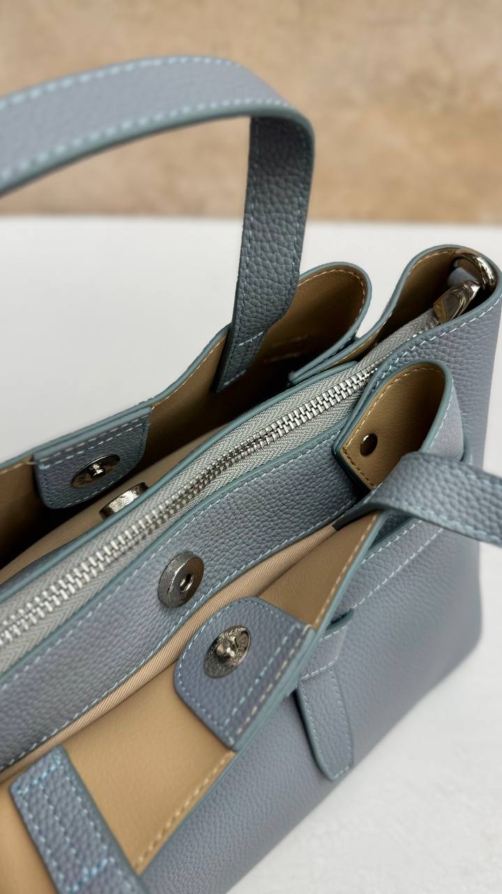 Urban Luxe Tote — Grain Leather Elegance &amp; Everyday Functionality