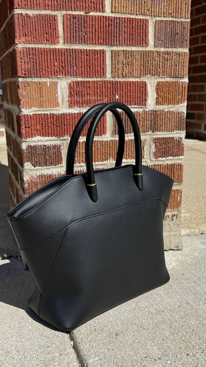 Gleam Luxe — Genuine Leather Tote Bag with a Metallic Shine ✨