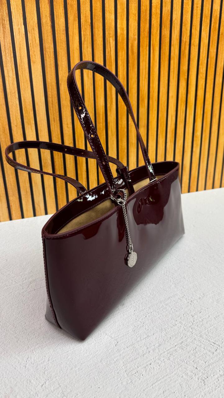 Bag “Luxe Gloss” – Timeless Elegance in Genuine Leather