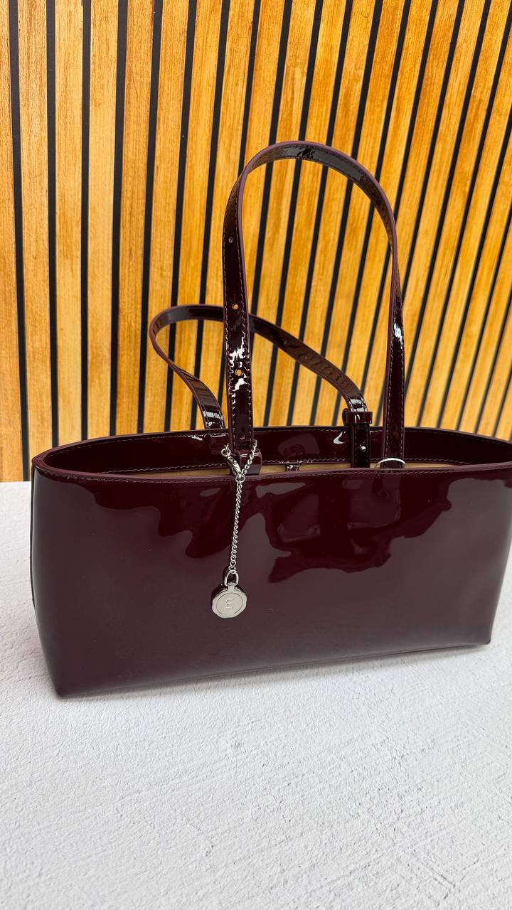 Bag “Luxe Gloss” – Timeless Elegance in Genuine Leather