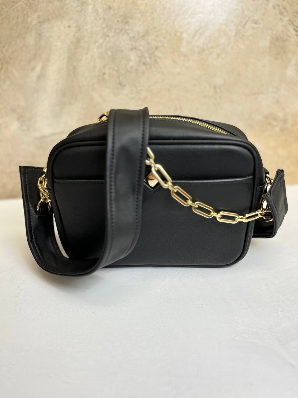 Premium Genuine Leather Shoulder Bag – Classic Everyday Elegance