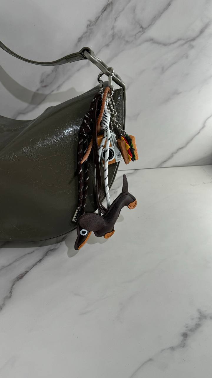 "Dachshund Delight" Key Chain