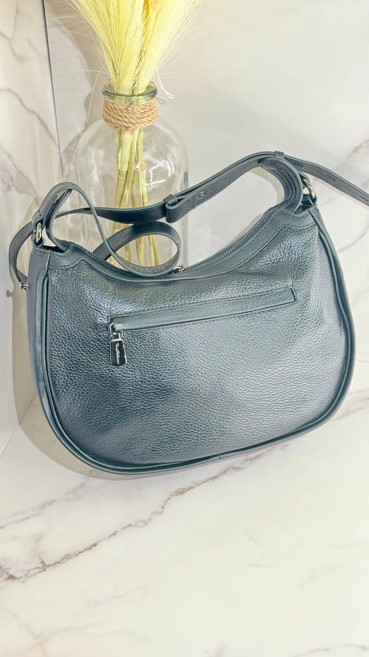 Genuine Leather Bag by Tony Bellucci – A Choice of Style and Confidence