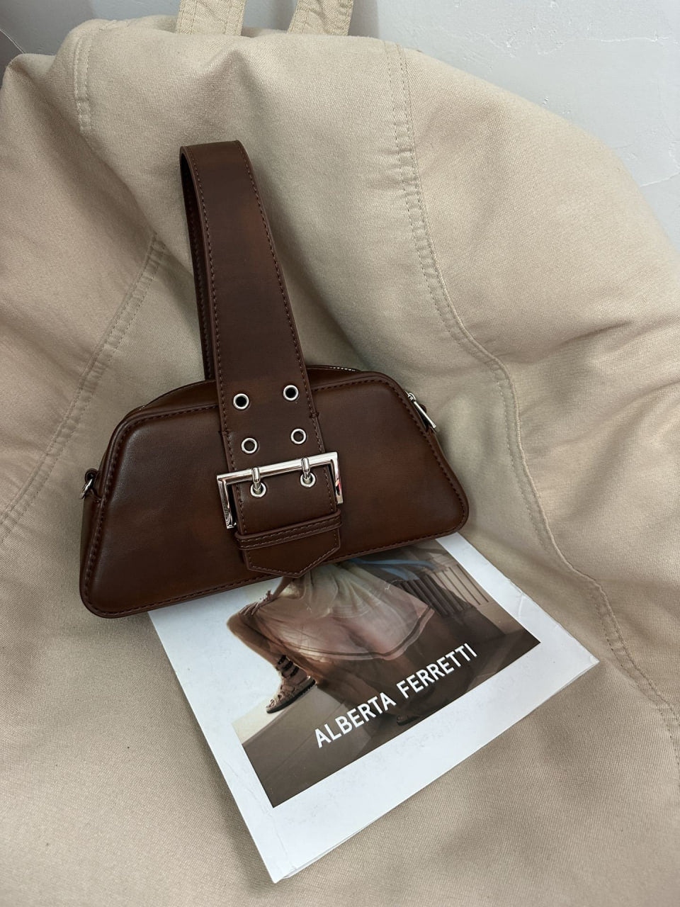 Dominance Bag – When Style Sets the Rules