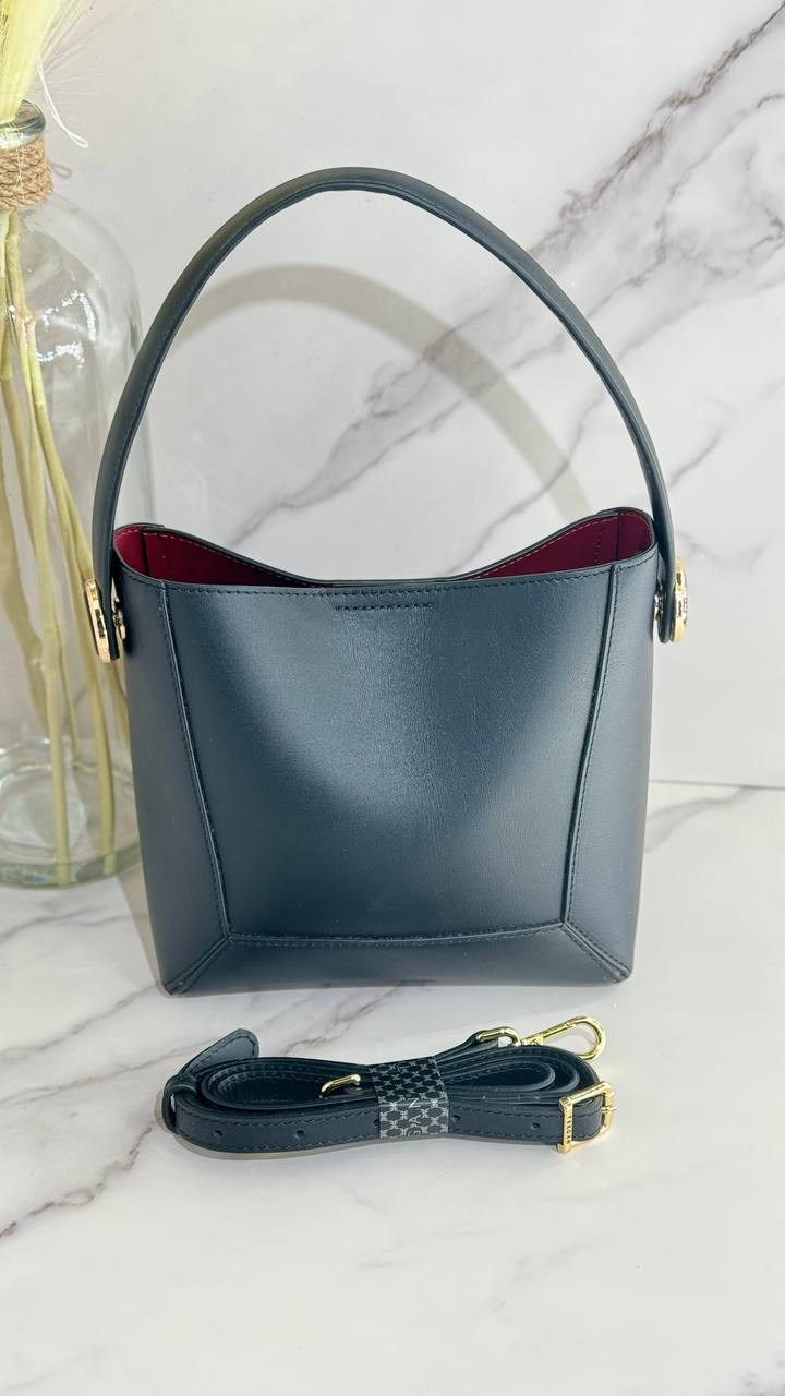 Tergan Genuine Leather Bag – Grace in Every Detail