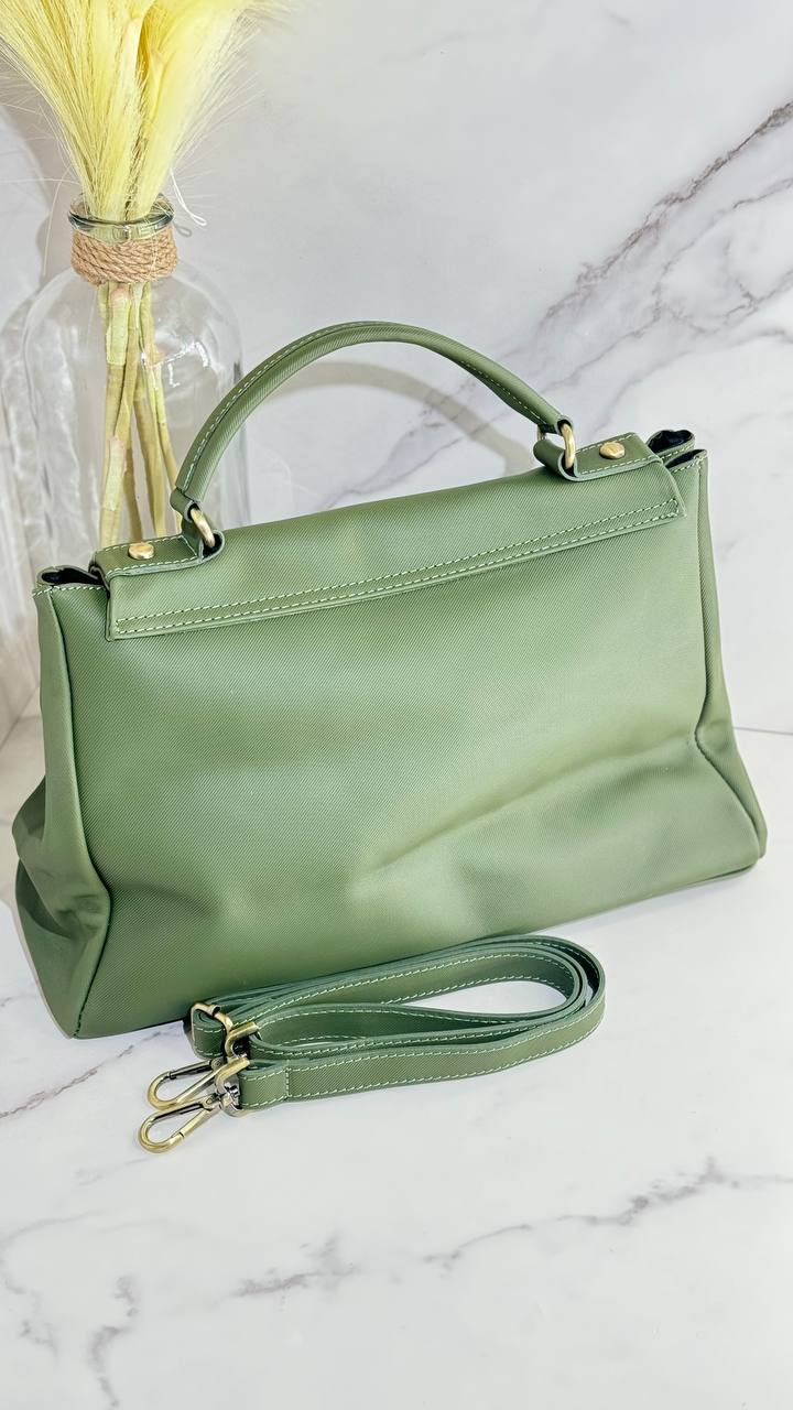 Italian Genuine Leather Bag – Elegance in Every Detail