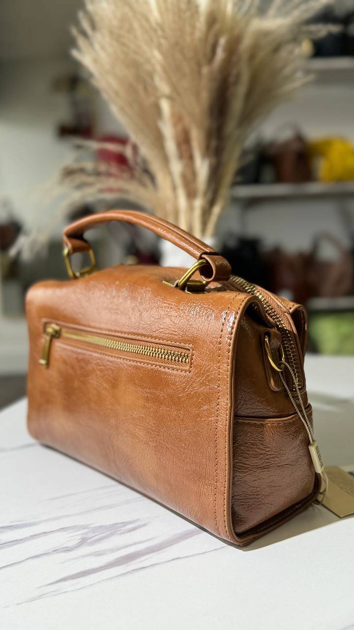Imperial Elegance – Genuine Leather Bag with Two Straps