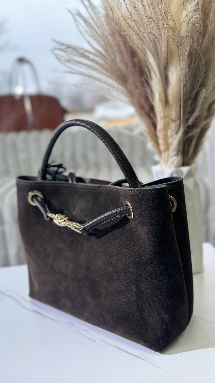 Bellissima Suede Bag – Italian Elegance in Every Detail