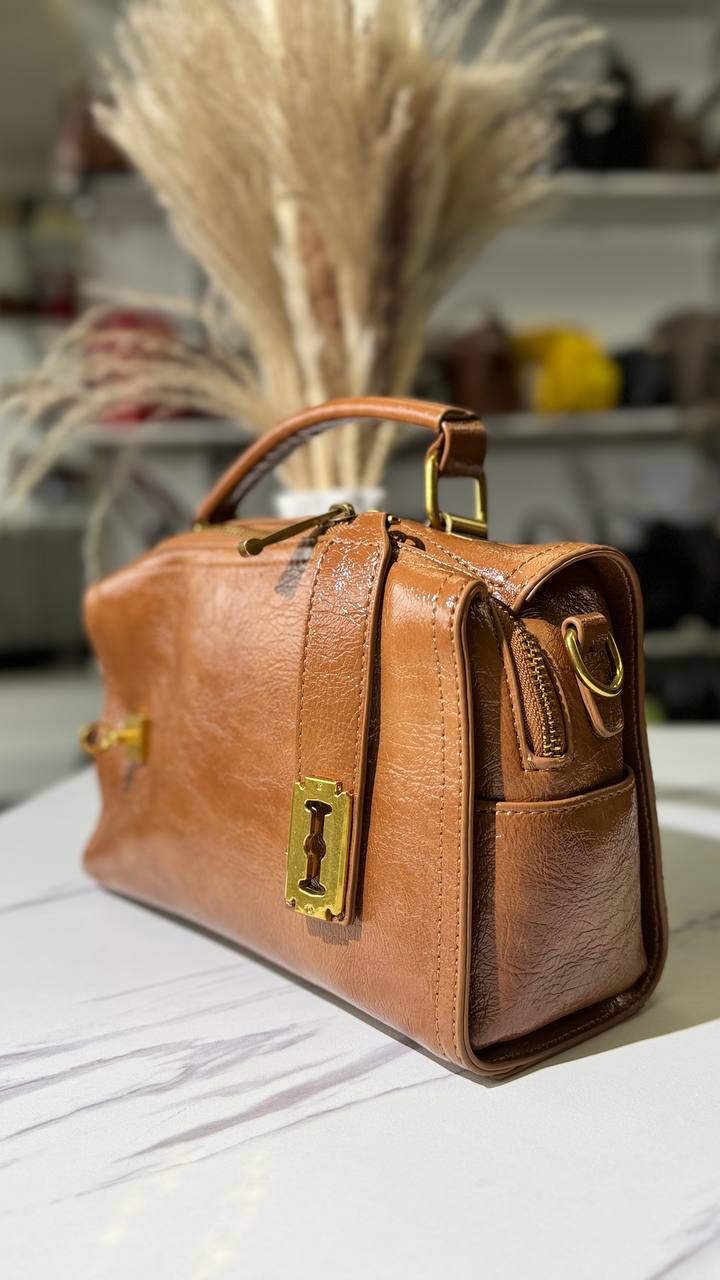 Imperial Elegance – Genuine Leather Bag with Two Straps