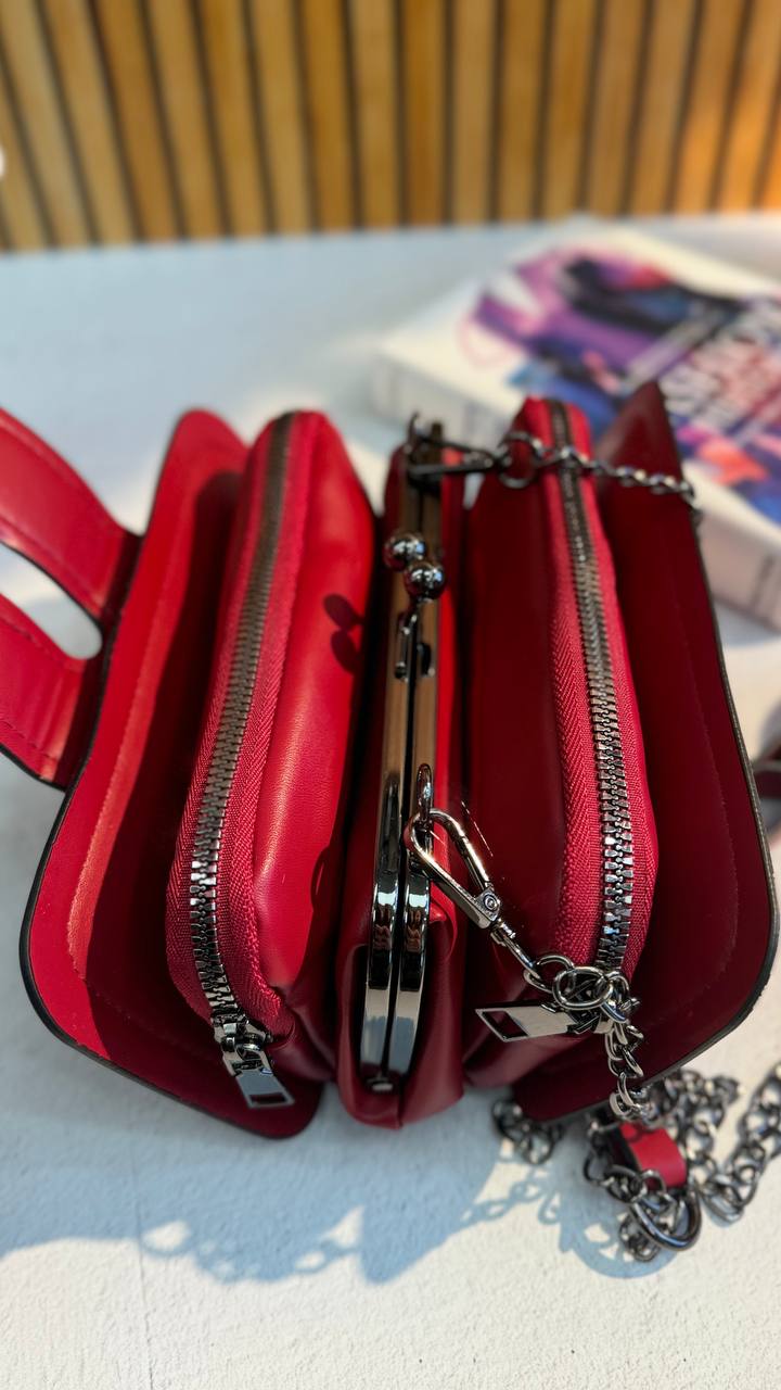 VERITE NOUVELLE Handbag – The Art of a New Style