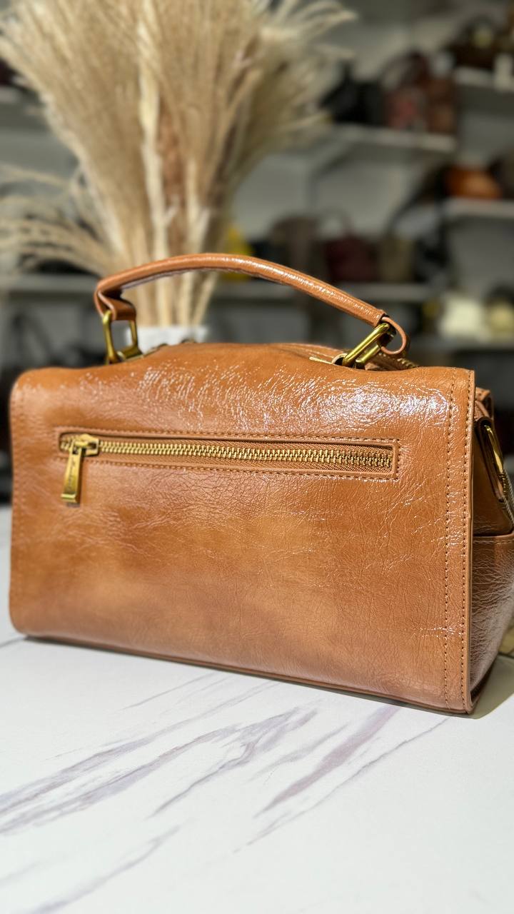 Imperial Elegance – Genuine Leather Bag with Two Straps