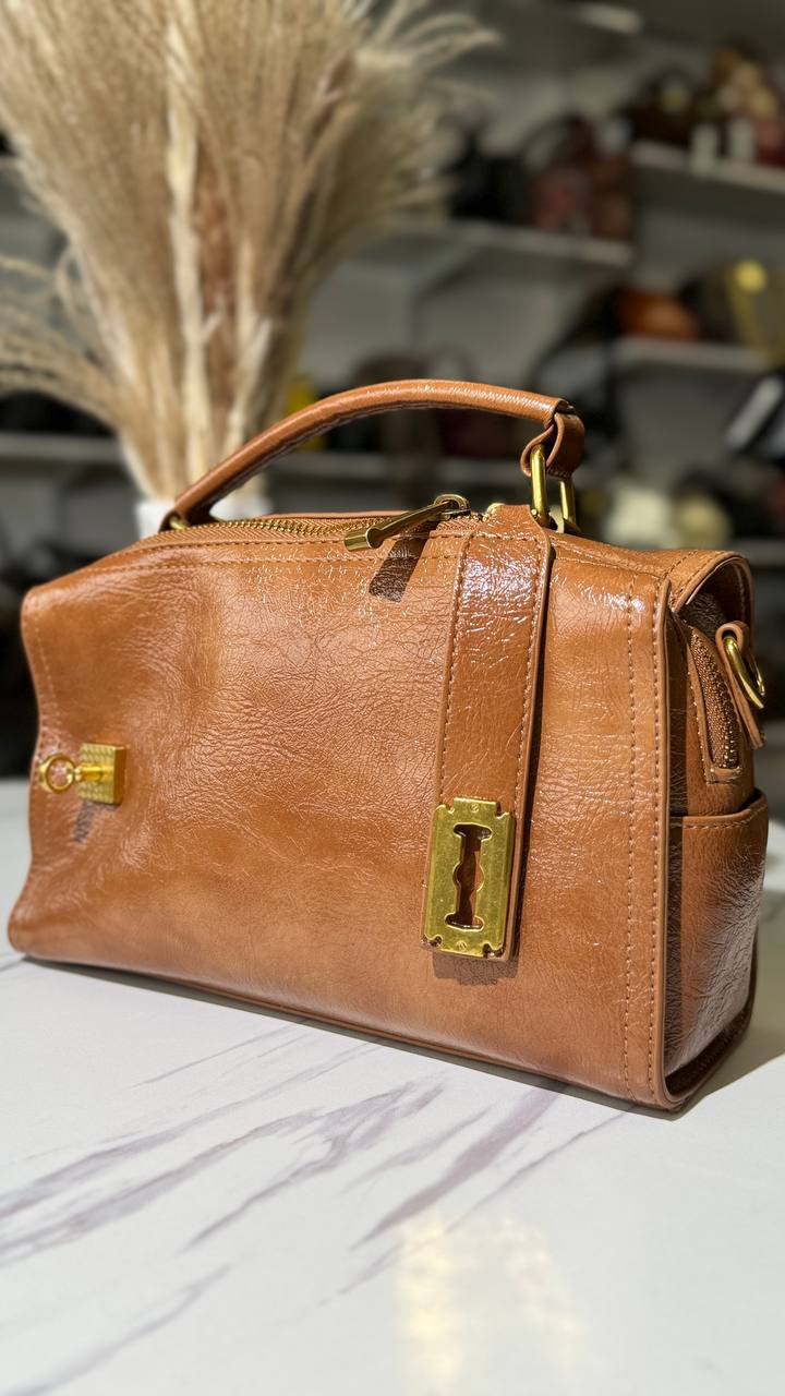 Imperial Elegance – Genuine Leather Bag with Two Straps