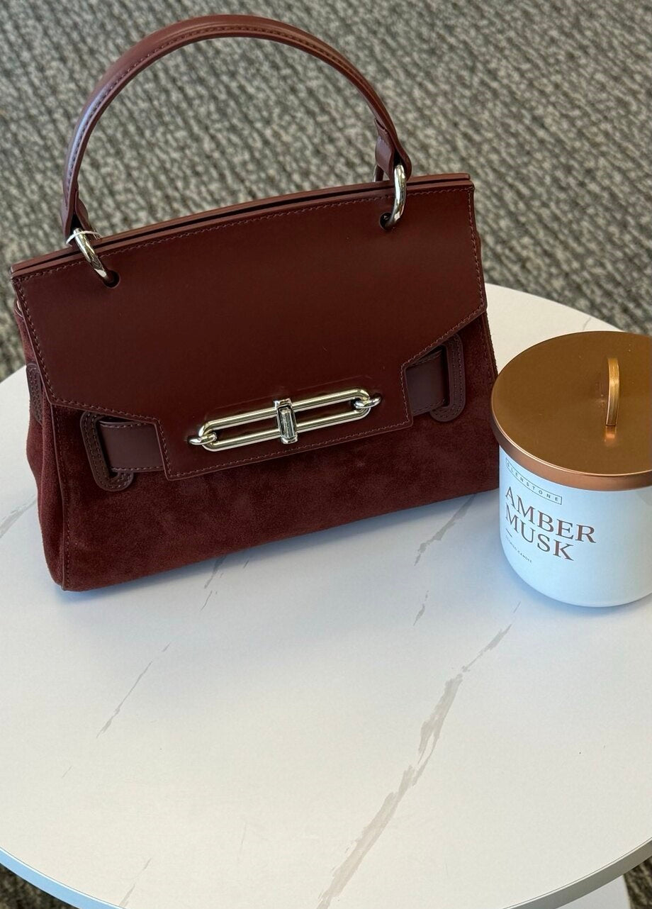 Elegance” Chain Strap Clutch Bag