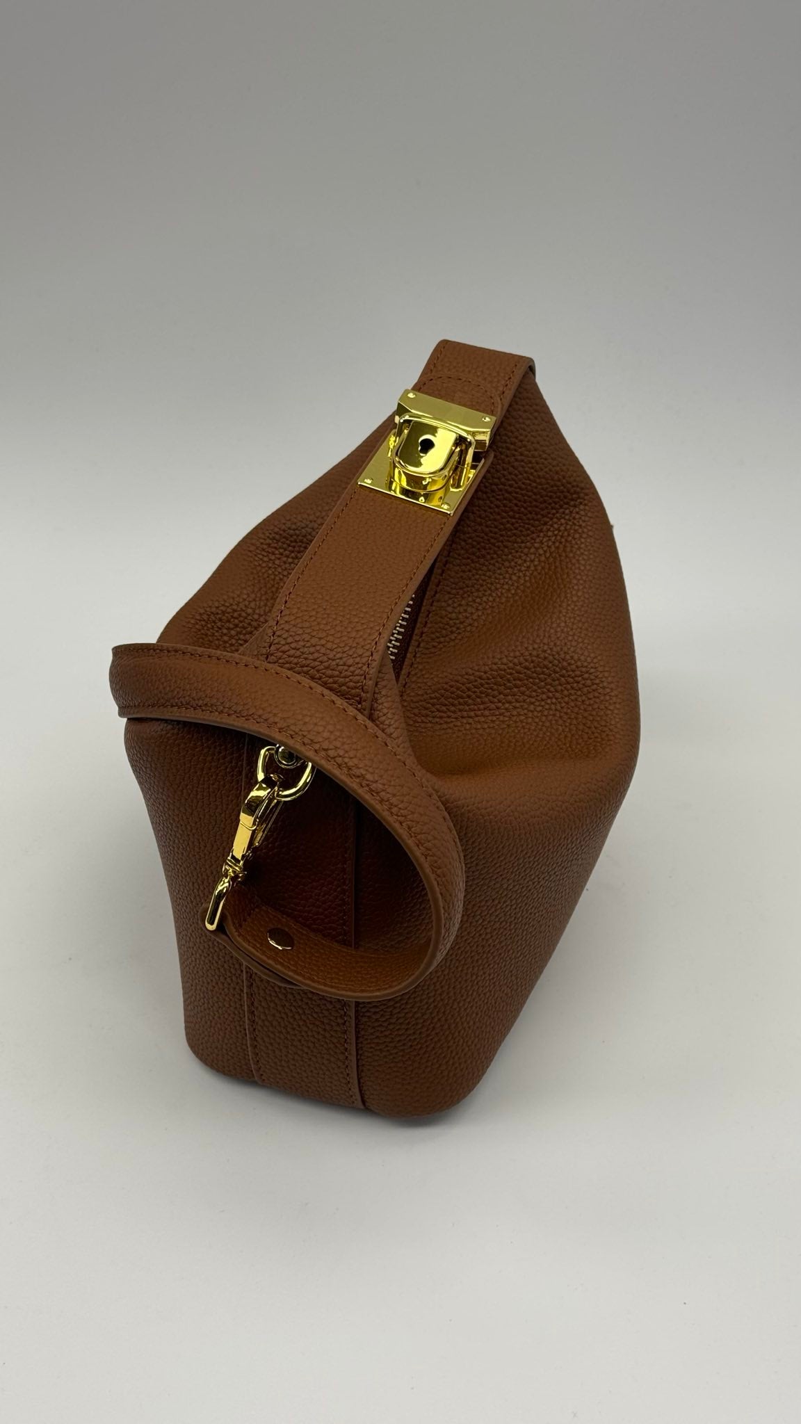 ️Bag made of genuine grain leather. Bag for every day