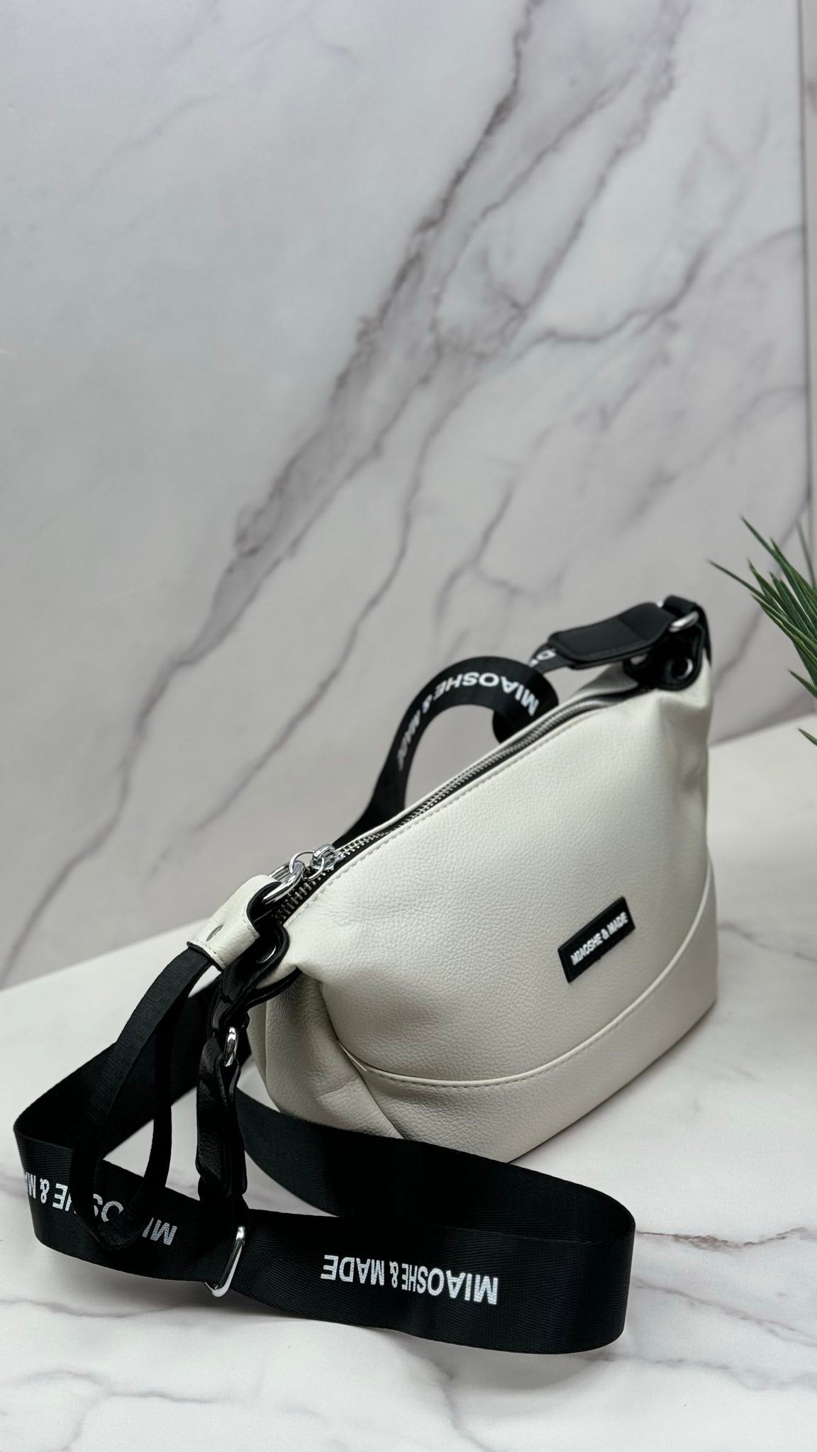 “Luna Shine” — Elegant Leather Crossbody Bag
